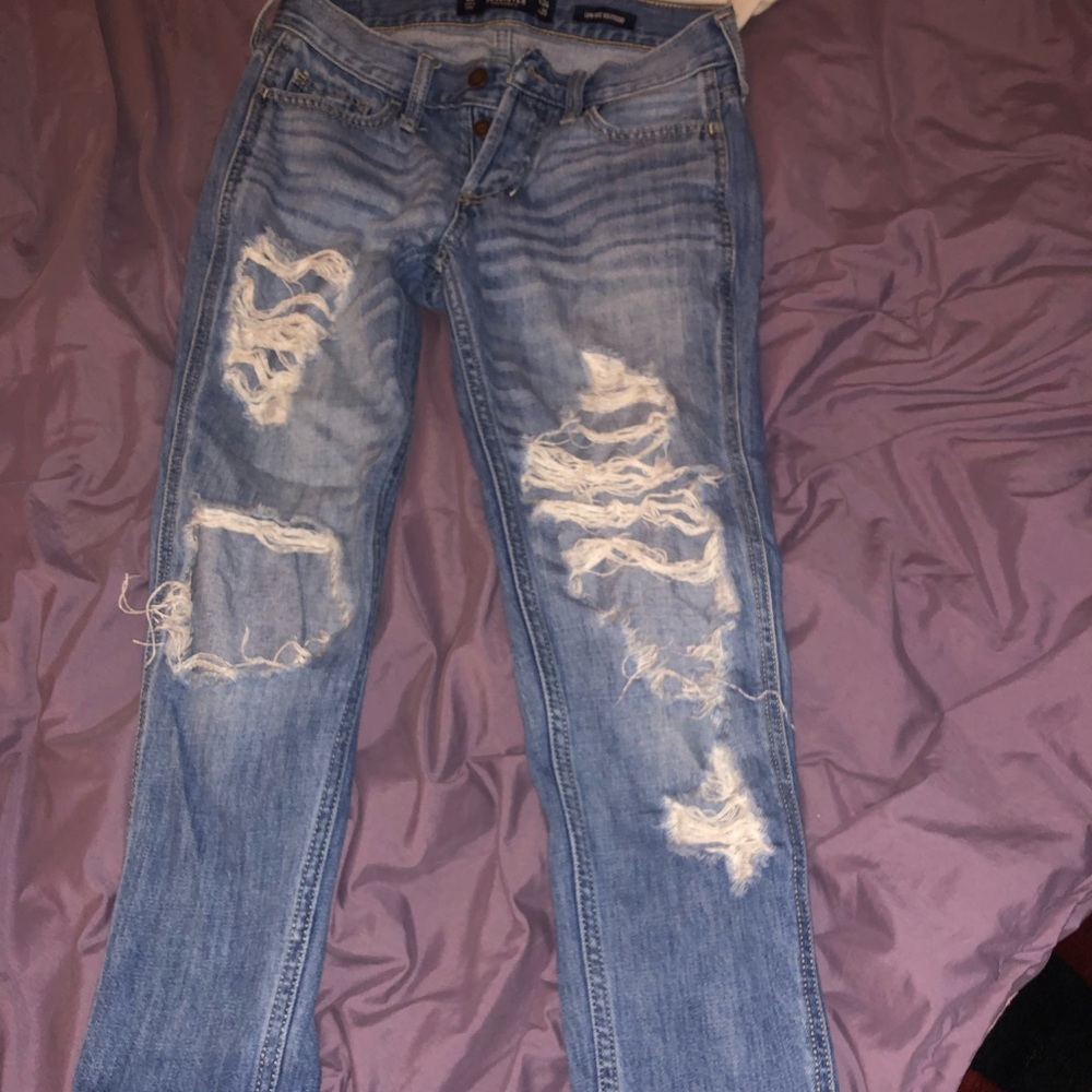 Hollister boyfriend jeans
